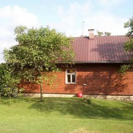 Drevenice U Azzyho * Lačnov