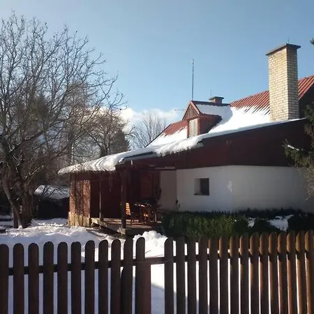 Drevenice U Azzyho Tatil Evi Lacnov