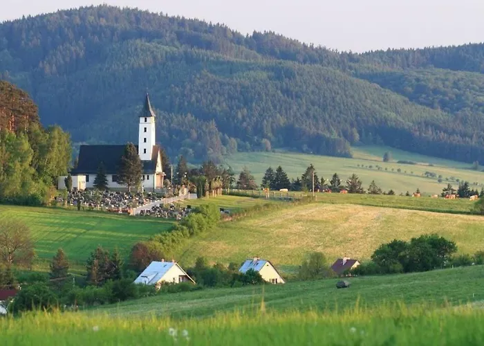 Drevenice U Azzyho *